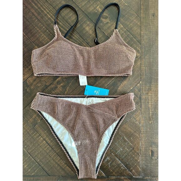 Cupshe Brown and Black Textured Crossover Bikini Size Medium New - Picture 2 of 4